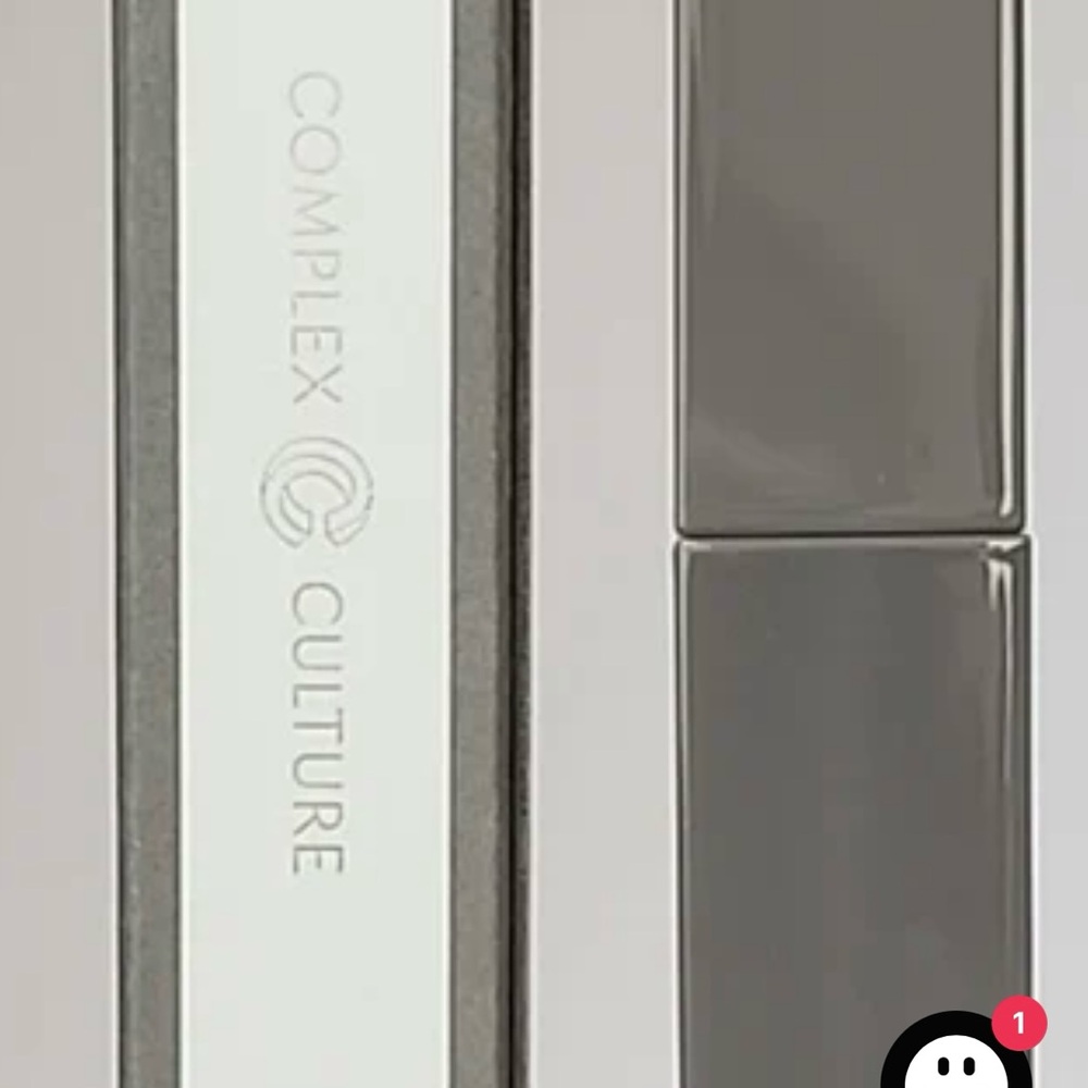 2/$25 COMPLEX CULTURE EXECUTIVE LEVEL 5 in 1 LENGTHENING BLACK MASCARA! - Picture 8 of 16